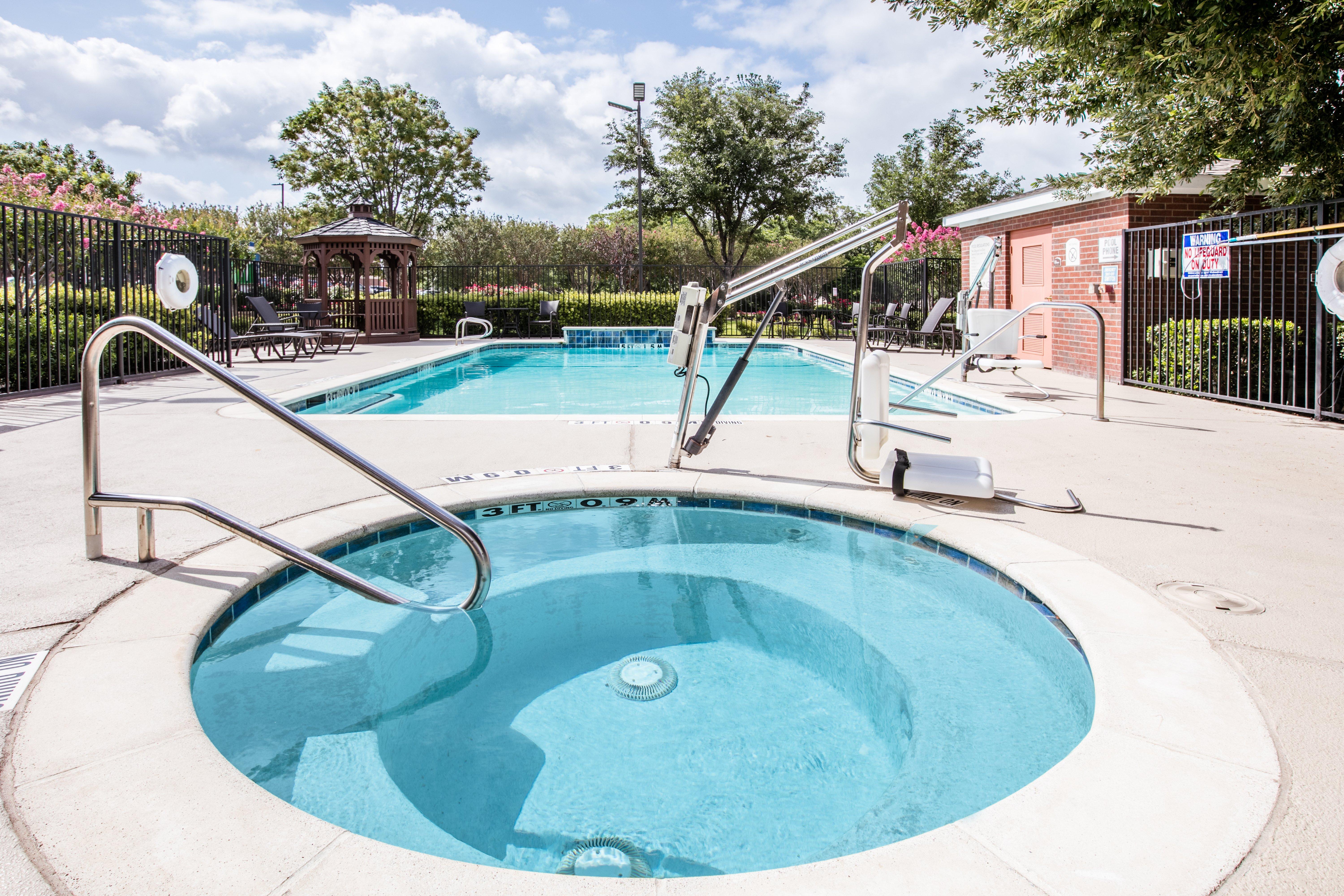 Holiday Inn Express Hotel & Suites Dallas - Grand Prairie I-20 By Ihg Bagian luar foto